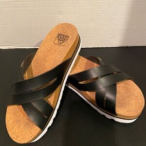 Roxy Black Sandals Size 7